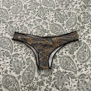 Room Tropical Bikini Bottom